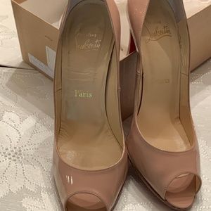 Louboutin 110M Nude Peep Toe Pump 39